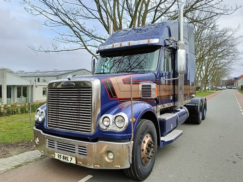 Freightliner Coronado 500 hp caterpillar truck trekker euro5 - Тягач: фото 2 Freightliner Coronado 500 hp caterpillar truck trekker euro5 - Тягач: фото 2