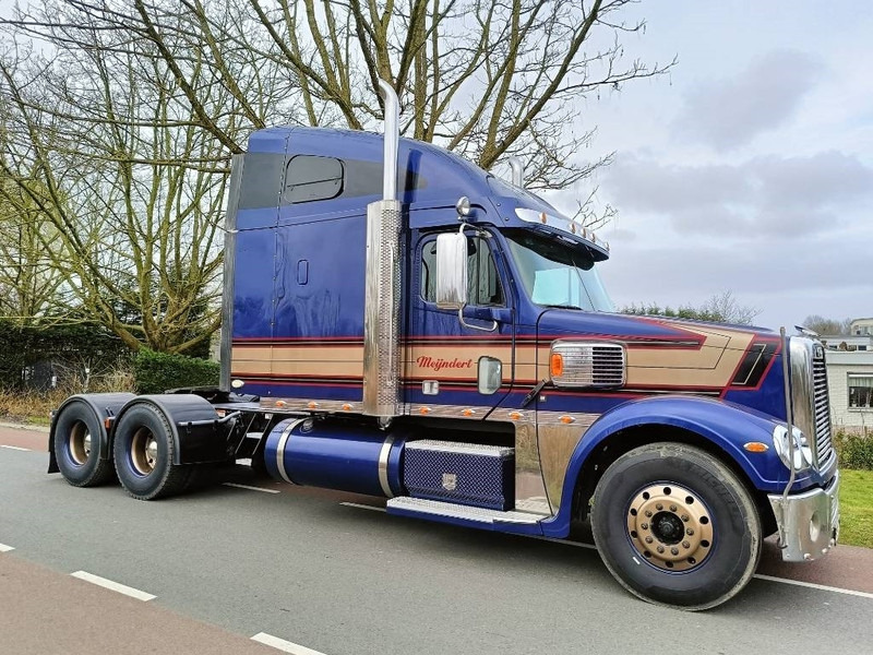 Freightliner Coronado 500 hp caterpillar truck trekker euro5 - Тягач: фото 5 Freightliner Coronado 500 hp caterpillar truck trekker euro5 - Тягач: фото 5