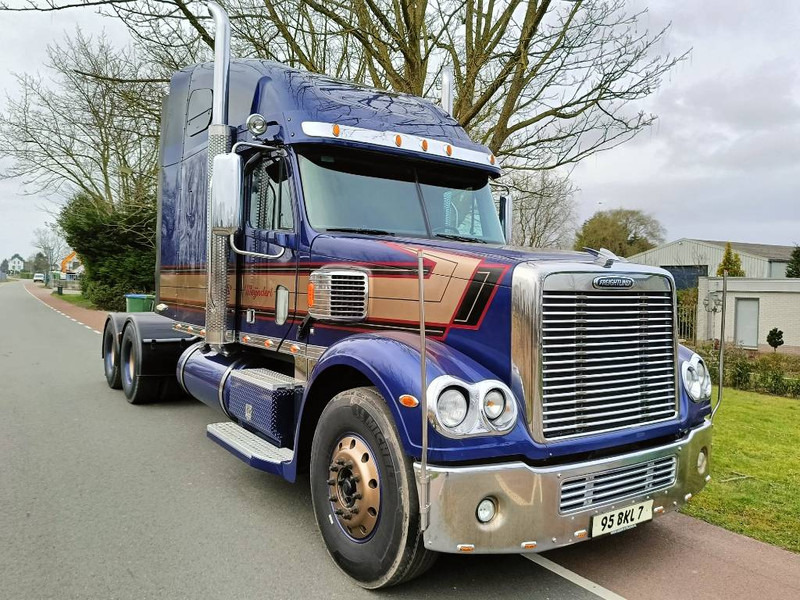Freightliner Coronado 500 hp caterpillar truck trekker euro5 - Тягач: фото 4 Freightliner Coronado 500 hp caterpillar truck trekker euro5 - Тягач: фото 4