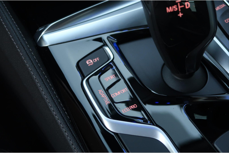 Седан BMW 5 Serie 520i Corporate High Executive SCHUIFDAK/ NAPPA-LEDER/ ACC/ HEAD-UP/ H&K / ETC.: фото 8