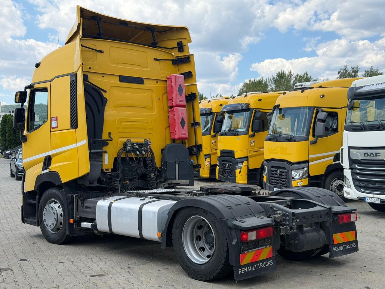 Тягач RENAULT T 480: фото 9 Тягач RENAULT T 480: фото 9