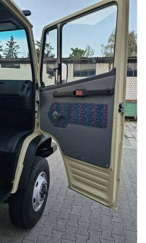 MERCEDES-BENZ 814 DA T2 Vario 4x4 Allrad... - Малотоннажный бортовой грузовик: фото 5 MERCEDES-BENZ 814 DA T2 Vario 4x4 Allrad... - Малотоннажный бортовой грузовик: фото 5