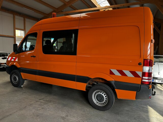 MERCEDES-BENZ Sprinter 316 CDI 4x4 Allrad L2H2 1. Hand! - Цельнометаллический фургон: фото 2 MERCEDES-BENZ Sprinter 316 CDI 4x4 Allrad L2H2 1. Hand! - Цельнометаллический фургон: фото 2