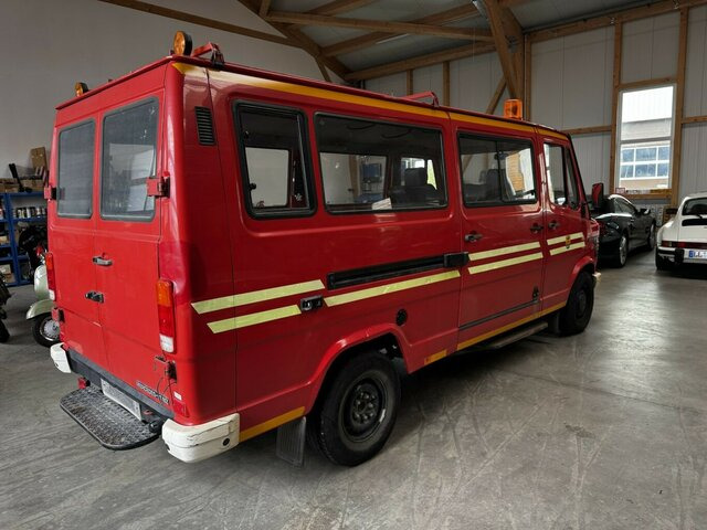 MERCEDES-BENZ T1 310 D Bremer Kombi Feuerwehr1. Hand... - Микроавтобус, Пассажирский фургон: фото 4 MERCEDES-BENZ T1 310 D Bremer Kombi Feuerwehr1. Hand... - Микроавтобус, Пассажирский фургон: фото 4