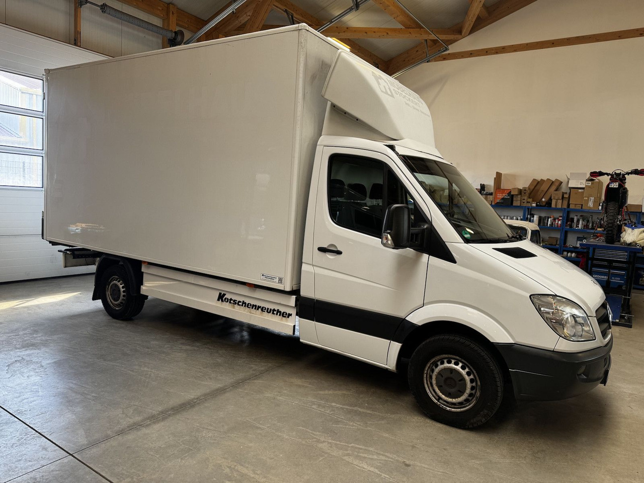 Mercedes-Benz Sprinter 313 CDI Möbelkoffer 1.Hd. Scheckheft - Малотоннажный фургон: фото 5 Mercedes-Benz Sprinter 313 CDI Möbelkoffer 1.Hd. Scheckheft - Малотоннажный фургон: фото 5