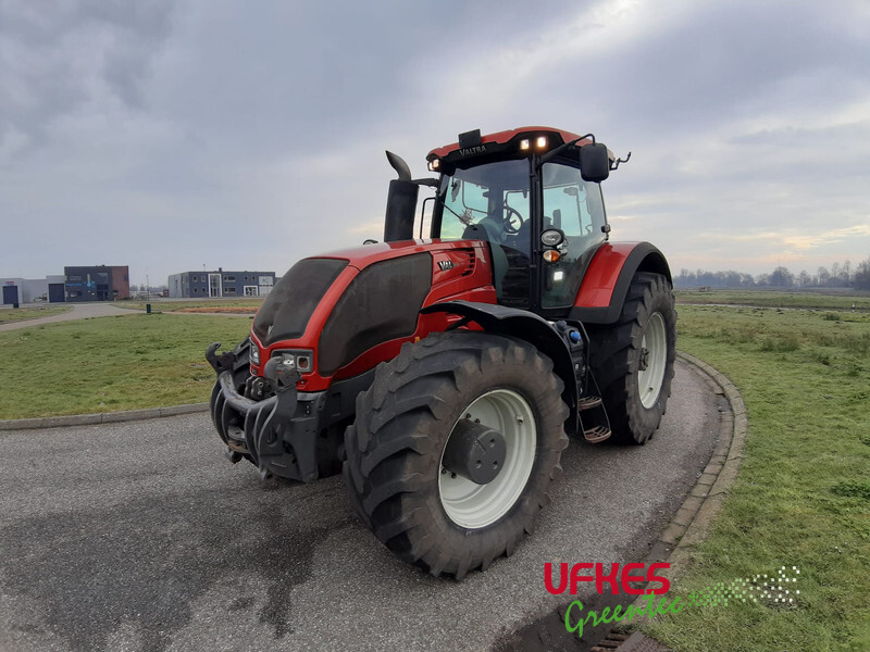 Трактор Valtra S 233: фото 1
