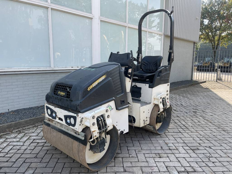 Bomag BW 100 AD M-5 - Каток: фото 1 Bomag BW 100 AD M-5 - Каток: фото 1