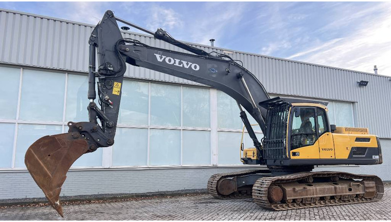 Volvo EC 300 D L - Гусеничный экскаватор: фото 1 Volvo EC 300 D L - Гусеничный экскаватор: фото 1