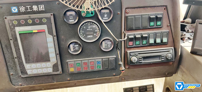 XCMG 2014 XGC130 130ton used crawler crane price - Гусеничный кран: фото 2 XCMG 2014 XGC130 130ton used crawler crane price - Гусеничный кран: фото 2