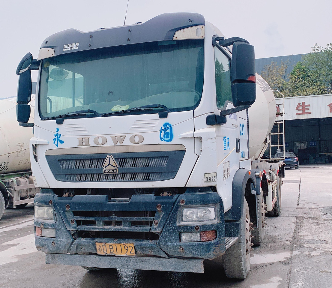 XCMG Official G4806E HOWO Cement Concrete Mixer Used 12 Cubic Meters Concrete Mixer Cement Truck - Автобетоносмеситель: фото 3 XCMG Official G4806E HOWO Cement Concrete Mixer Used 12 Cubic Meters Concrete Mixer Cement Truck - Автобетоносмеситель: фото 3