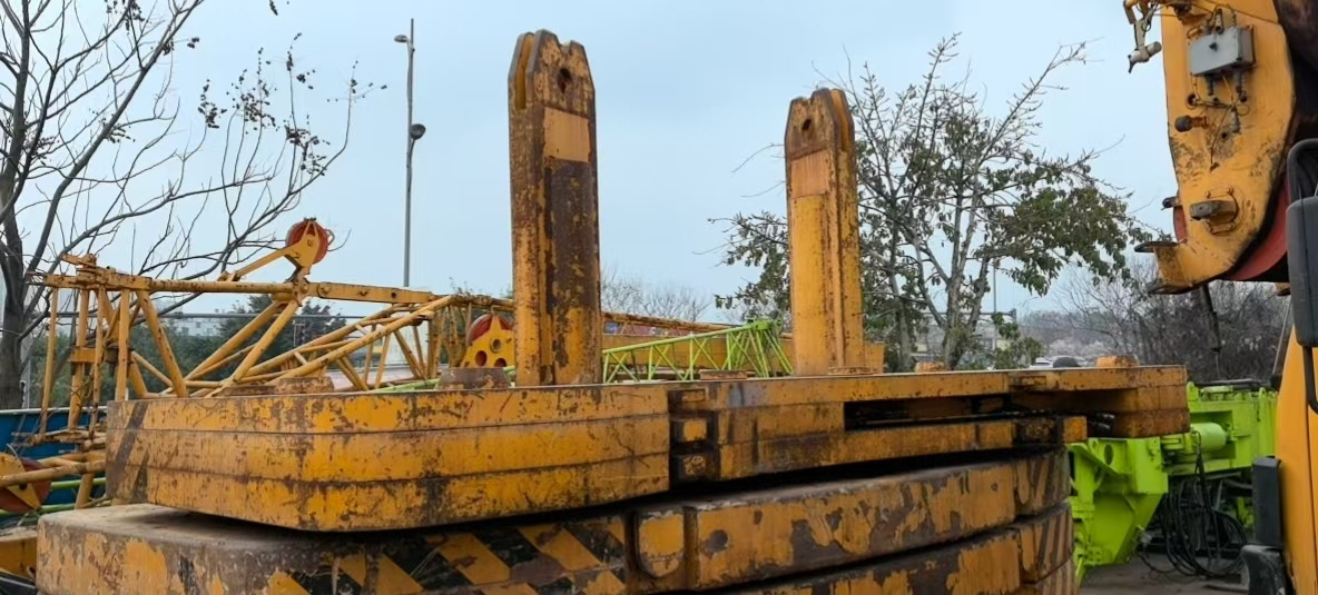 XCMG Official Used Hydraulic Pickup Truck Crane QAY400 All Terrain Cranes Price List - Вседорожный кран: фото 4 XCMG Official Used Hydraulic Pickup Truck Crane QAY400 All Terrain Cranes Price List - Вседорожный кран: фото 4