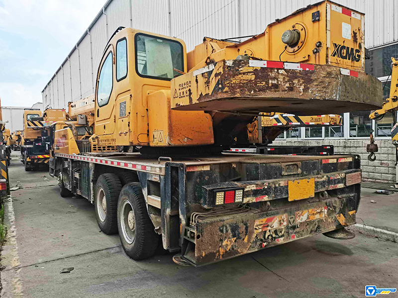 XCMG QY25K-II 25ton 2014 used second hand pickup crane for sale - Мобильный кран: фото 2 XCMG QY25K-II 25ton 2014 used second hand pickup crane for sale - Мобильный кран: фото 2