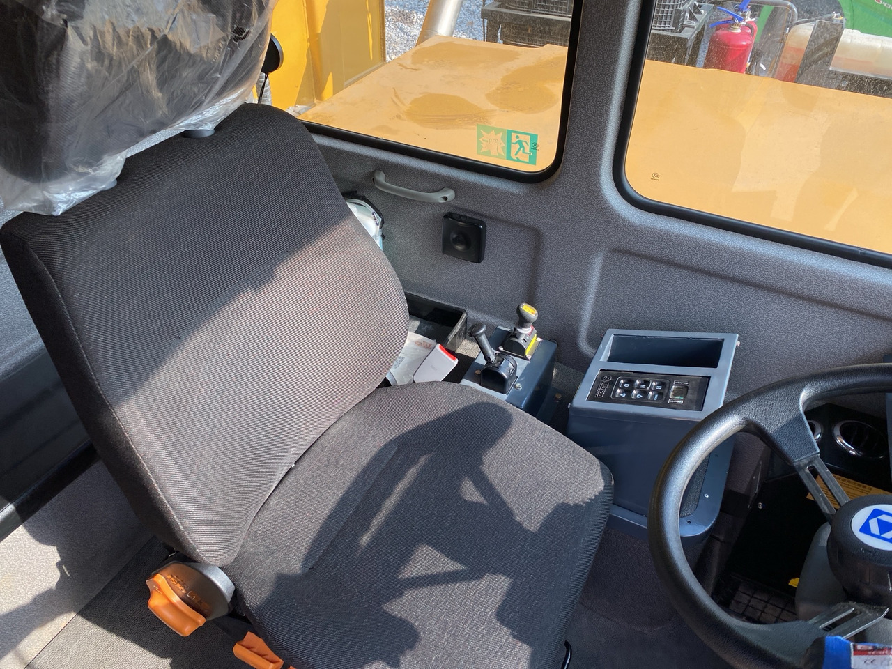 XCMG XKT105A used Wide-Body dump truck for mining - Горнодобывающая техника: фото 2 XCMG XKT105A used Wide-Body dump truck for mining - Горнодобывающая техника: фото 2