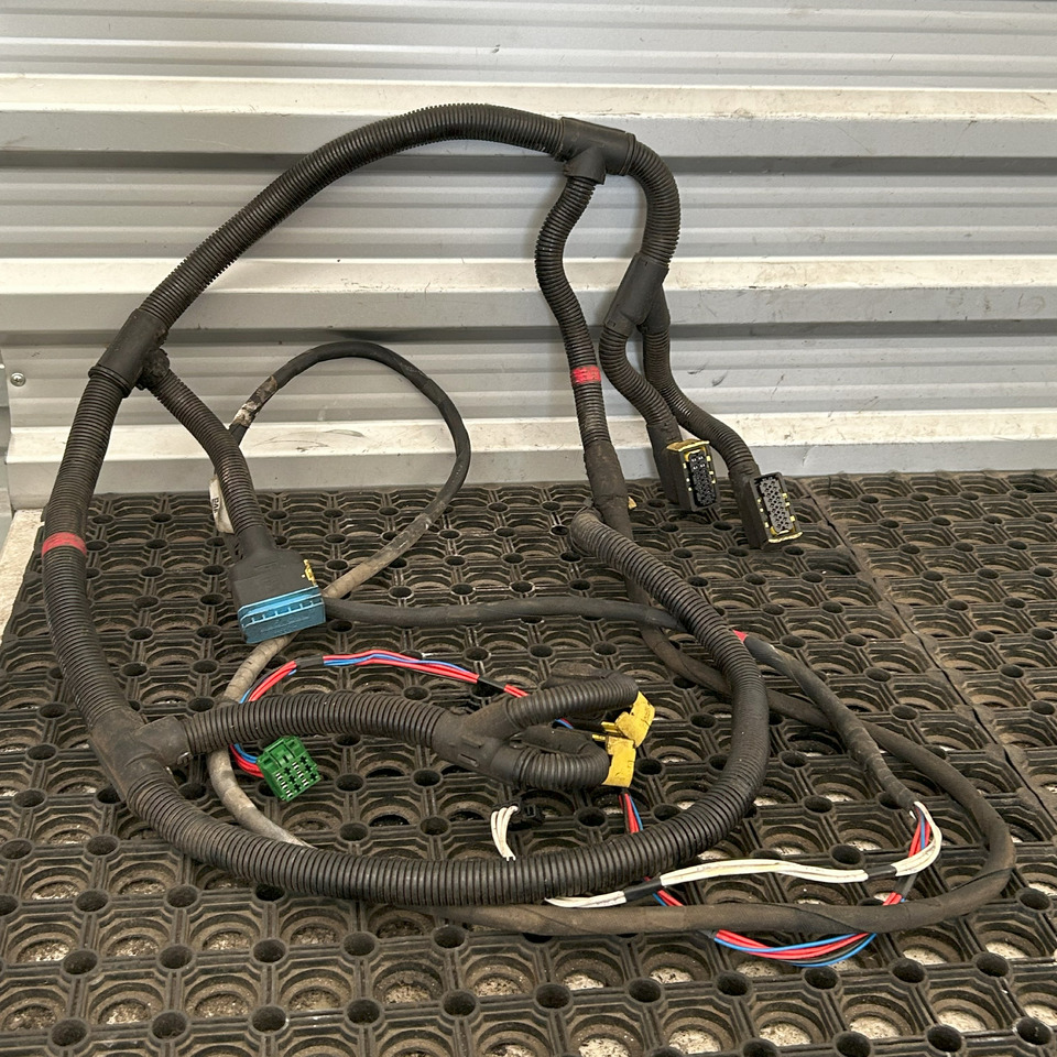 DAF CF EURO 6 CATALYTIC CONVERTER WIRING HARNESS - Глушитель/ Выхлопная система: фото 1 DAF CF EURO 6 CATALYTIC CONVERTER WIRING HARNESS - Глушитель/ Выхлопная система: фото 1