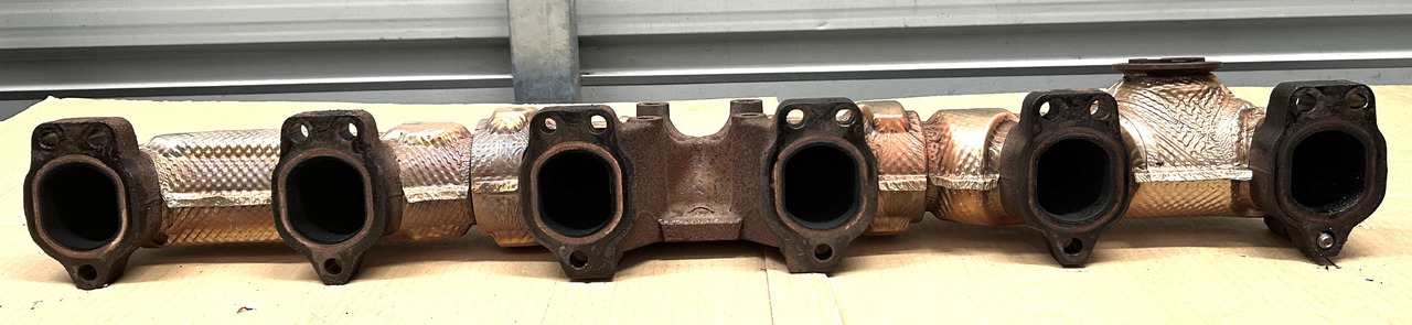 DAF EXHAUST MANIFOLD DAF XF 106 480HP 530HP MX13 - Выпускной коллектор: фото 2 DAF EXHAUST MANIFOLD DAF XF 106 480HP 530HP MX13 - Выпускной коллектор: фото 2