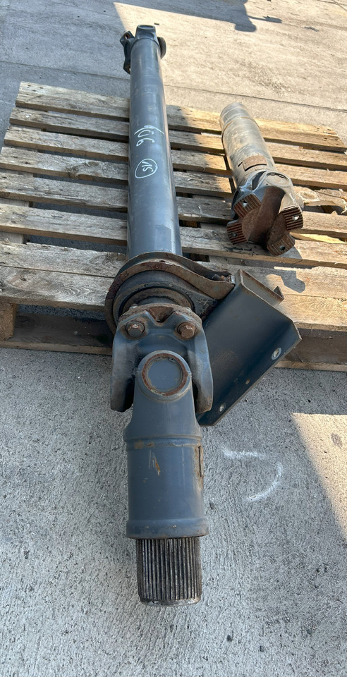 DAF XF 106 480 DRIVE SHAFT - Карданный вал: фото 3 DAF XF 106 480 DRIVE SHAFT - Карданный вал: фото 3