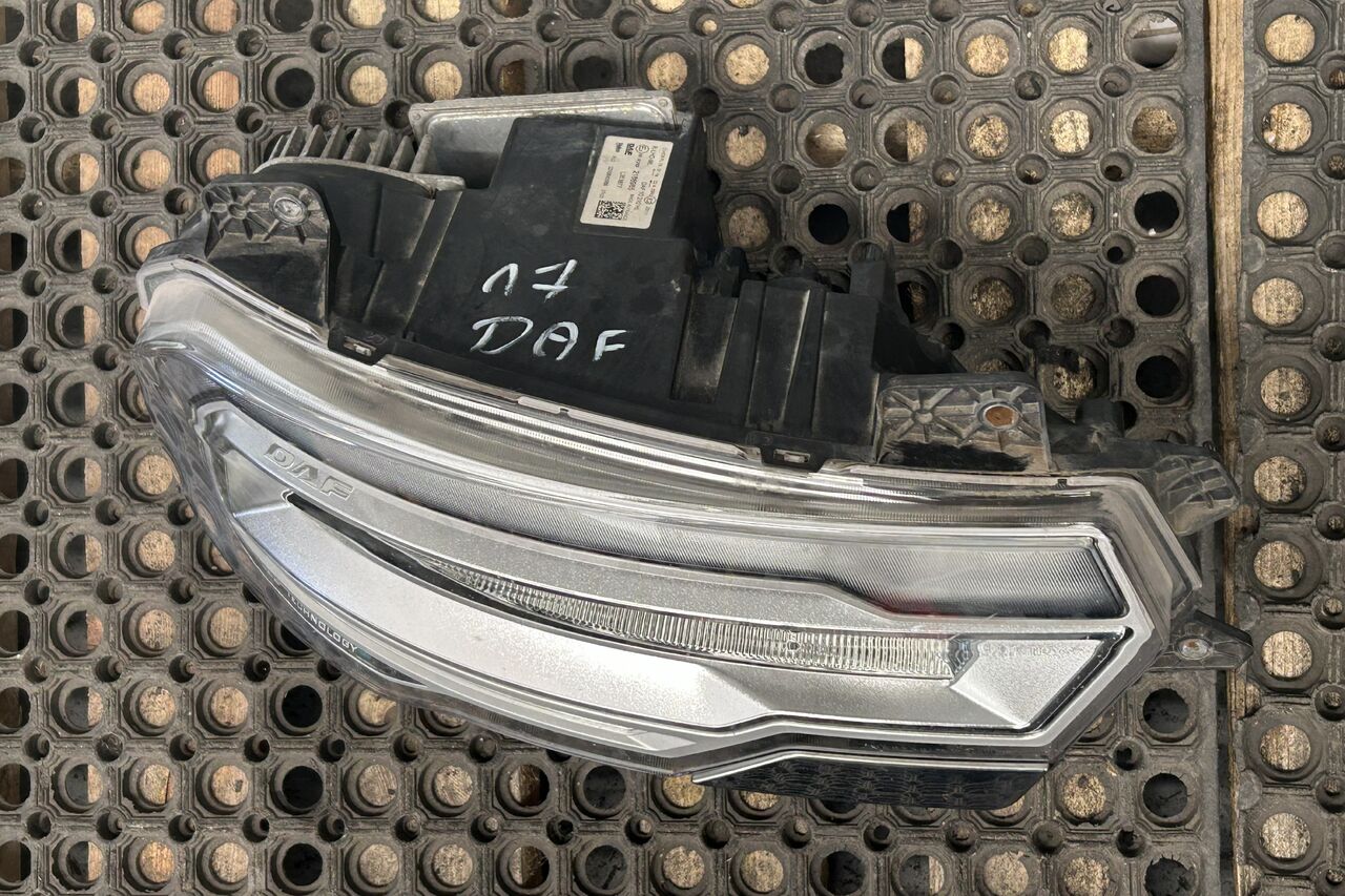 DAF XF 106 G2 / XG FULL LED HEADLIGHT RIGHT - Передняя фара для Грузовиков: фото 2 DAF XF 106 G2 / XG FULL LED HEADLIGHT RIGHT - Передняя фара для Грузовиков: фото 2