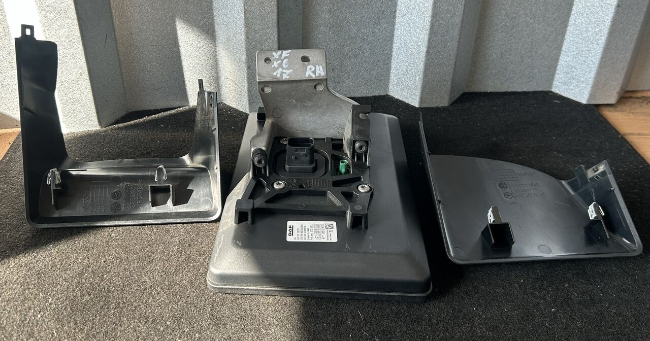 DAF XF 106 G2 / XG RAMP CAMERA MIRROR TABLET SCREEN - Блок управления для Грузовиков: фото 5 DAF XF 106 G2 / XG RAMP CAMERA MIRROR TABLET SCREEN - Блок управления для Грузовиков: фото 5
