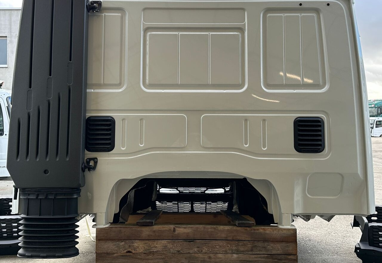 IVECO S-WAY truck - Кабина для Грузовиков: фото 2 IVECO S-WAY truck - Кабина для Грузовиков: фото 2