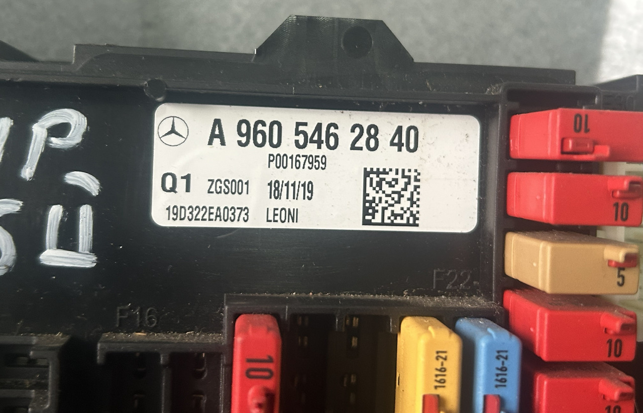 MERCEDES ACTROS MP5 A FUSE MODULE SAM - Предохранитель: фото 2 MERCEDES ACTROS MP5 A FUSE MODULE SAM - Предохранитель: фото 2