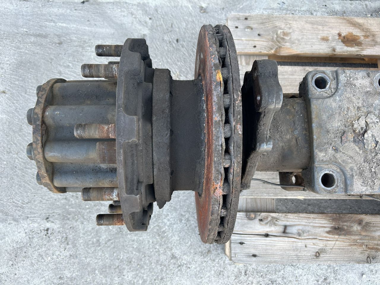MERCEDES AROCS MP5 AXLE + HUBS R440-13 2,611 - Задняя ось для Грузовиков: фото 3 MERCEDES AROCS MP5 AXLE + HUBS R440-13 2,611 - Задняя ось для Грузовиков: фото 3