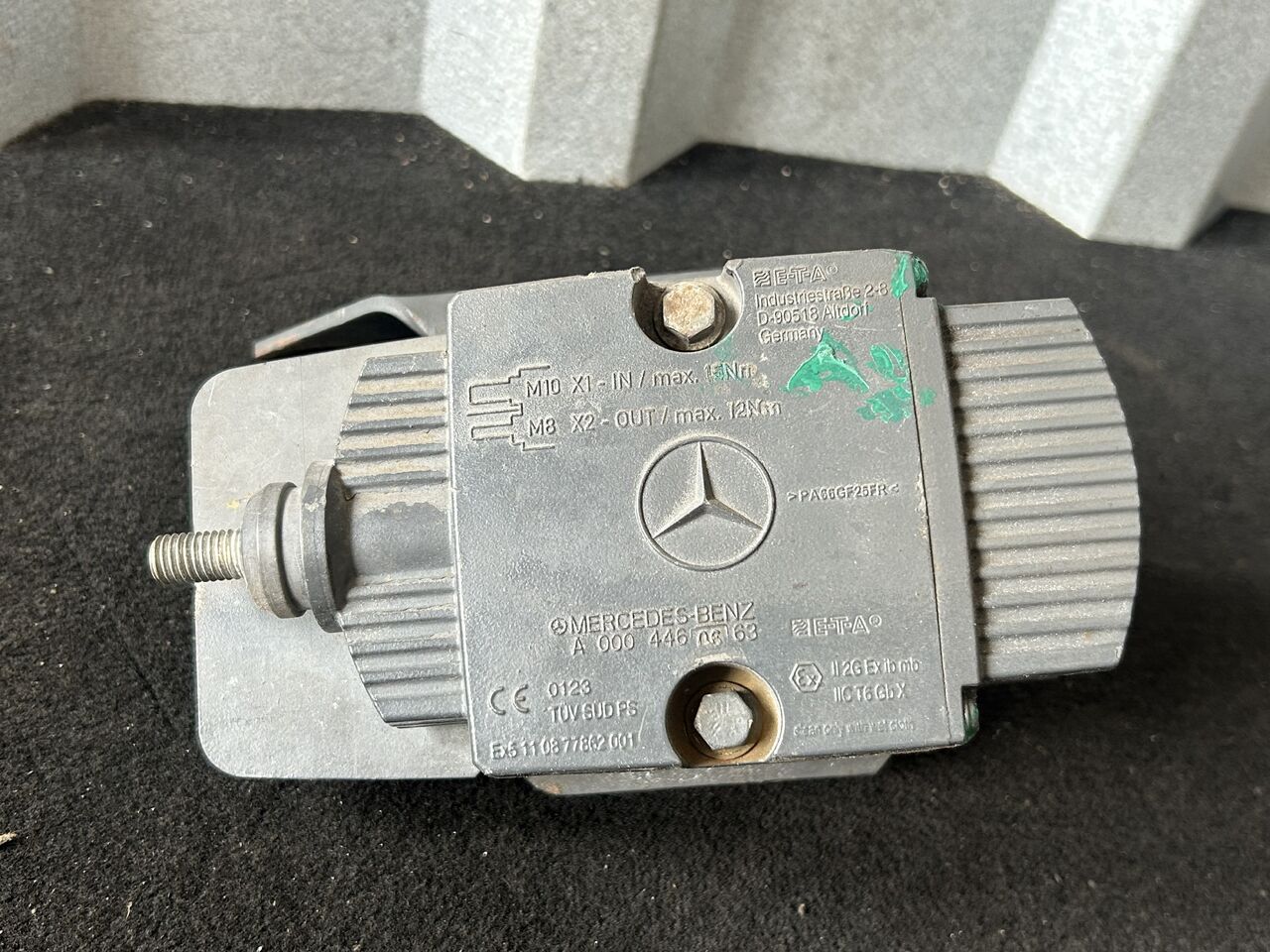 MERCEDES-BENZ ACTROS MP4 BATTERY SHUTDOWN CONTROL MODULE - Блок управления для Грузовиков: фото 1 MERCEDES-BENZ ACTROS MP4 BATTERY SHUTDOWN CONTROL MODULE - Блок управления для Грузовиков: фото 1