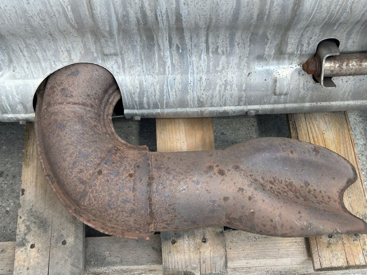 MERCEDES-BENZ ACTROS MP4 DPF CATALYTIC CONVERTER - Катализатор: фото 2 MERCEDES-BENZ ACTROS MP4 DPF CATALYTIC CONVERTER - Катализатор: фото 2
