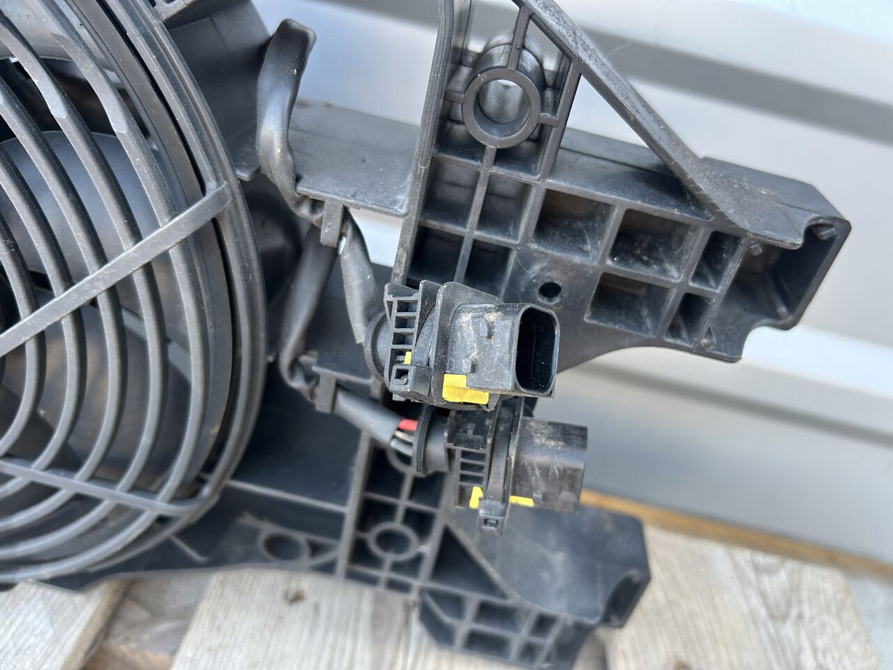 MERCEDES-BENZ ACTROS MP4 MP5 RADIATOR FAN - Вентилятор: фото 2 MERCEDES-BENZ ACTROS MP4 MP5 RADIATOR FAN - Вентилятор: фото 2