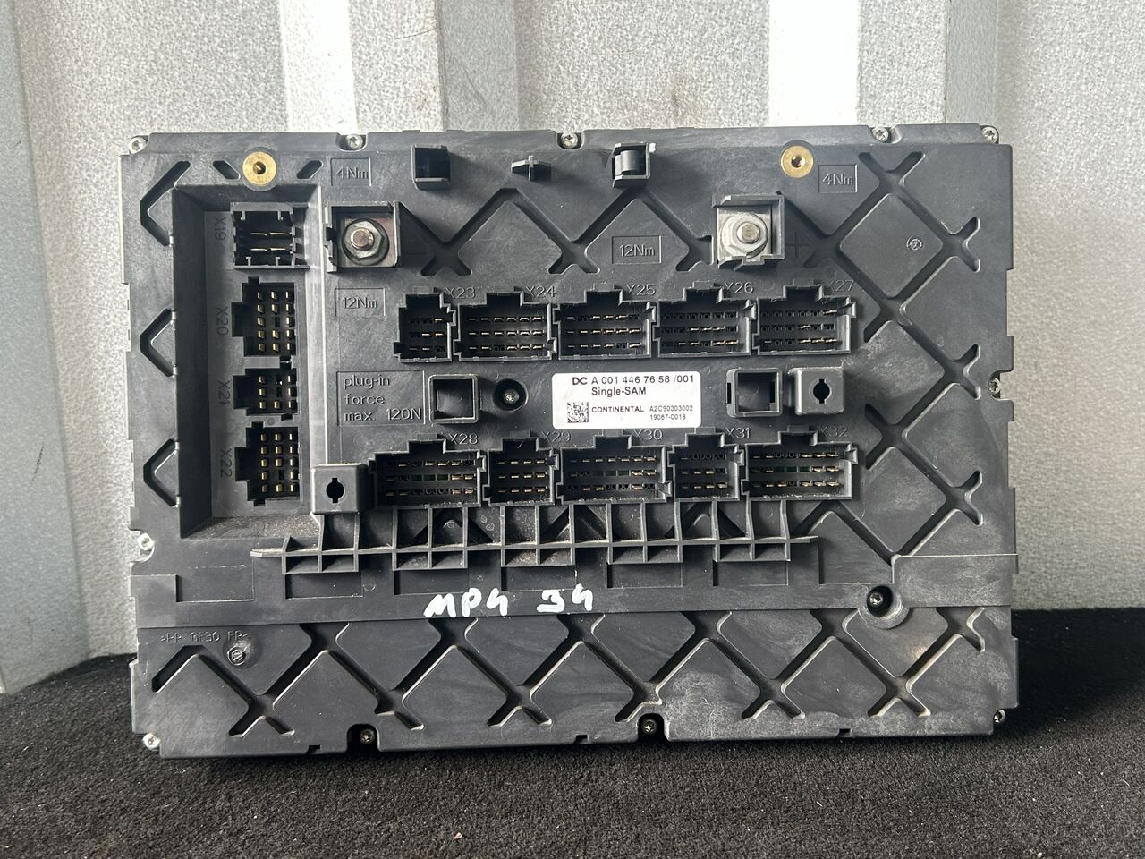 MERCEDES-BENZ ACTROS MP4 SAM FUSE MODULE - Предохранитель: фото 2 MERCEDES-BENZ ACTROS MP4 SAM FUSE MODULE - Предохранитель: фото 2
