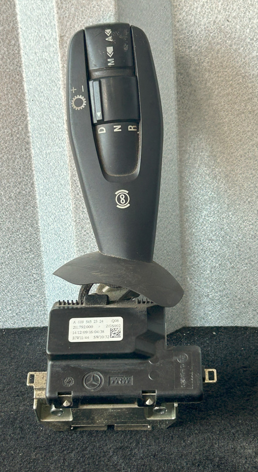 MERCEDES GEAR SHIFT PAPER ACTROS MP4 - Рычаг переключения передач: фото 3 MERCEDES GEAR SHIFT PAPER ACTROS MP4 - Рычаг переключения передач: фото 3