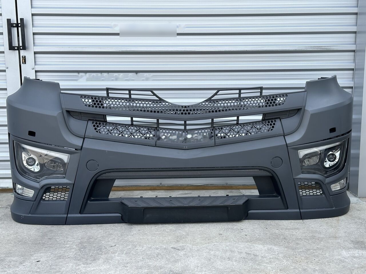 Mercedes-Benz ACTROS MP4 MP5 A9618203159 A9618203059 Mercedes-Benz A 9608801690 A9618203159 A9618203059 - Бампер для Грузовиков: фото 1 Mercedes-Benz ACTROS MP4 MP5 A9618203159 A9618203059 Mercedes-Benz A 9608801690 A9618203159 A9618203059 - Бампер для Грузовиков: фото 1