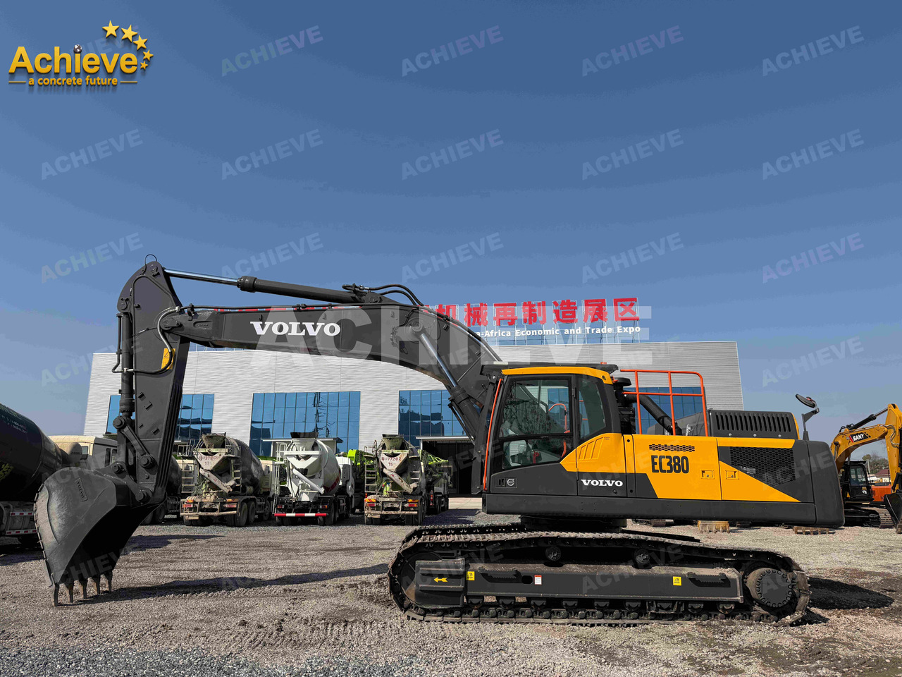 VOLVO EC380 275kW Power in Action! Perfect Digging & Loading Performance 【ACHIEVE】 TOP CONDITION!!! - Гусеничный экскаватор: фото 2 VOLVO EC380 275kW Power in Action! Perfect Digging & Loading Performance 【ACHIEVE】 TOP CONDITION!!! - Гусеничный экскаватор: фото 2