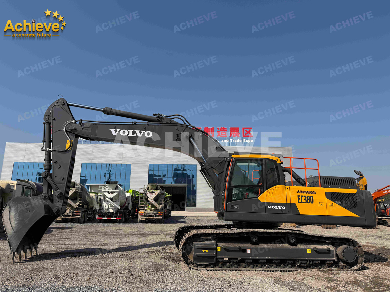 VOLVO EC380 275kW Power in Action! Perfect Digging & Loading Performance 【ACHIEVE】 TOP CONDITION!!! - Гусеничный экскаватор: фото 5 VOLVO EC380 275kW Power in Action! Perfect Digging & Loading Performance 【ACHIEVE】 TOP CONDITION!!! - Гусеничный экскаватор: фото 5