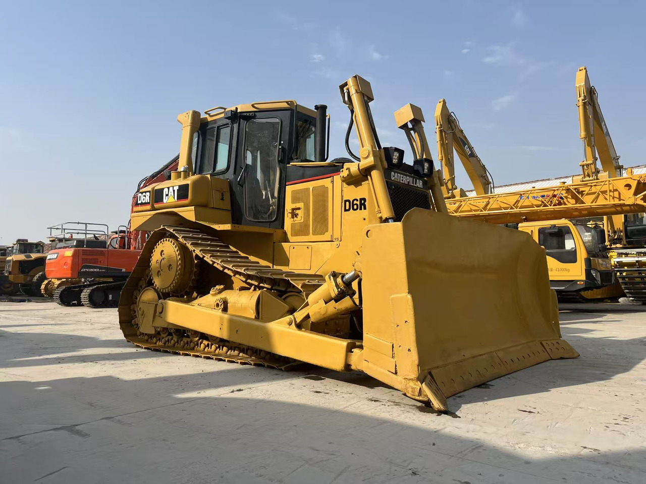 CAT D6R2 XL - Бульдозер: фото 4 CAT D6R2 XL - Бульдозер: фото 4