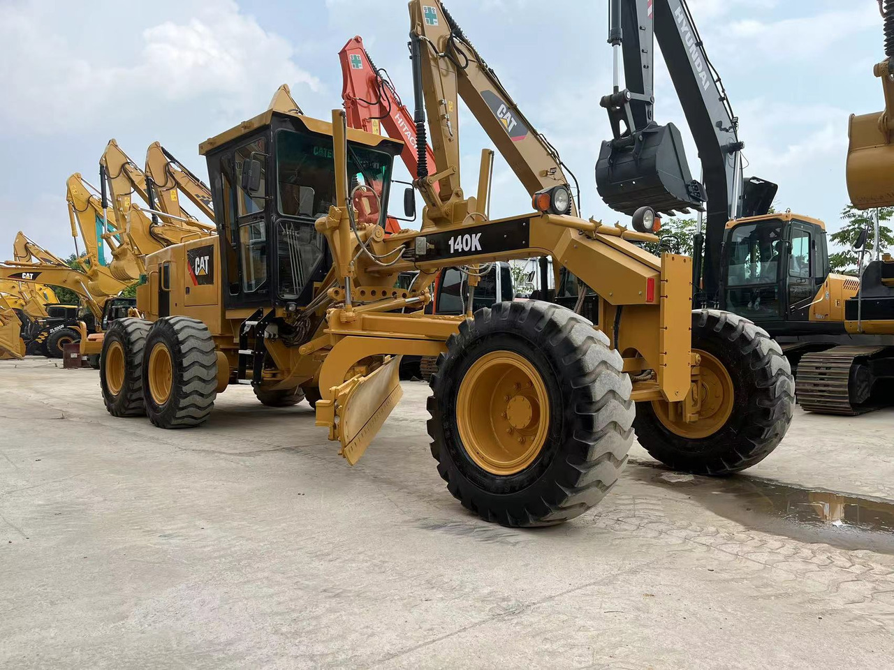 CATERPILLAR 140K, 140H Motor Grader Cheap Price CAT Machine - Грейдер: фото 2 CATERPILLAR 140K, 140H Motor Grader Cheap Price CAT Machine - Грейдер: фото 2
