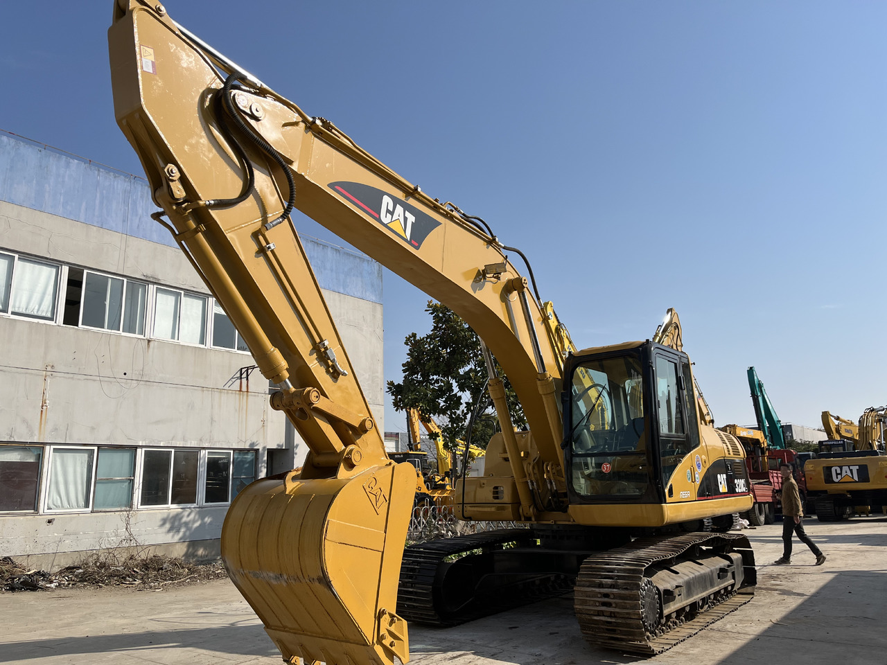 CATERPILLAR Used Excavator 20Ton Original Japan CAT 320CL in Stock - Гусеничный экскаватор: фото 4 CATERPILLAR Used Excavator 20Ton Original Japan CAT 320CL in Stock - Гусеничный экскаватор: фото 4