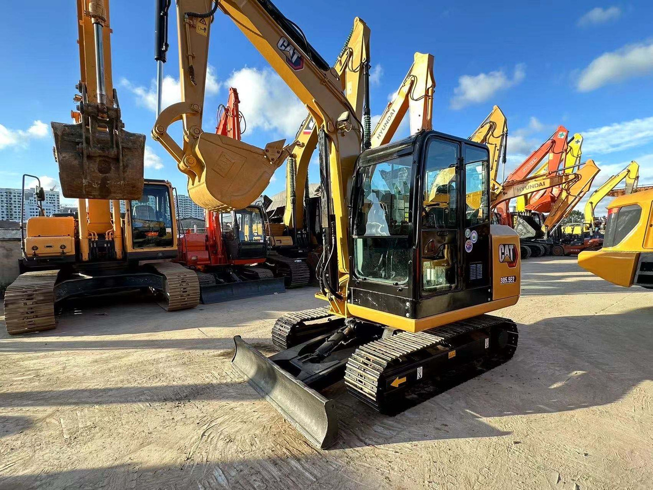CATERPILLAR Used Excavator CAT 305.5E 5.3 Ton C2.4 DI Engine Mini Compact Construction Digger - Мини-экскаватор: фото 3 CATERPILLAR Used Excavator CAT 305.5E 5.3 Ton C2.4 DI Engine Mini Compact Construction Digger - Мини-экскаватор: фото 3