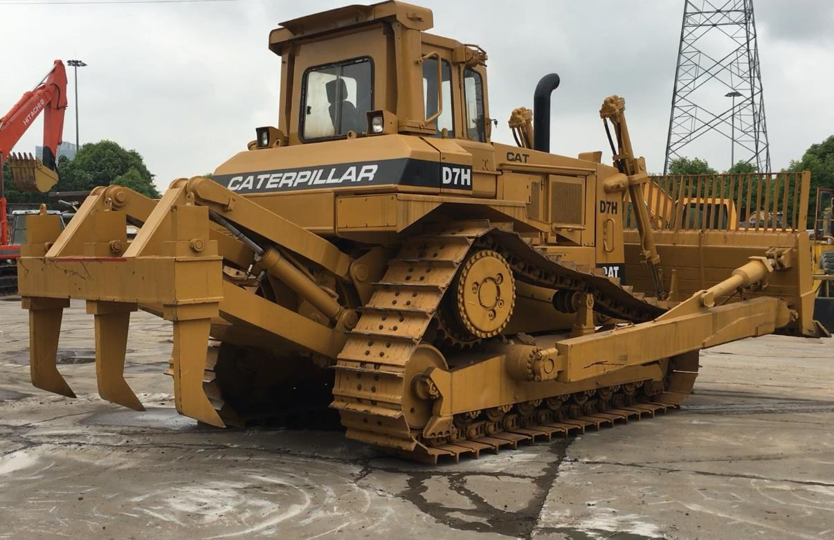 Caterpillar Bulldozer CAT D7H Used Condition Construction Machine - Бульдозер: фото 1 Caterpillar Bulldozer CAT D7H Used Condition Construction Machine - Бульдозер: фото 1