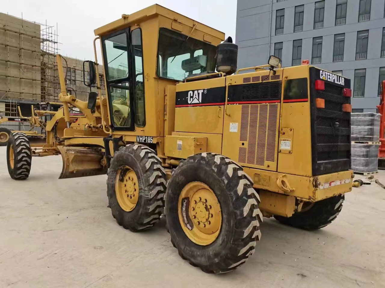 Caterpillar Original Color Motor Grader Used CAT 140H - Грейдер: фото 5 Caterpillar Original Color Motor Grader Used CAT 140H - Грейдер: фото 5