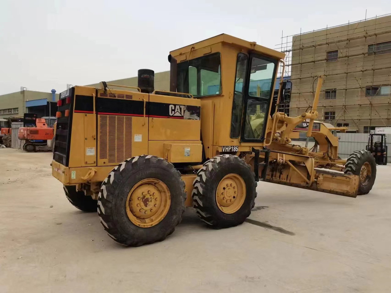 Caterpillar Original Color Motor Grader Used CAT 140H - Грейдер: фото 3 Caterpillar Original Color Motor Grader Used CAT 140H - Грейдер: фото 3