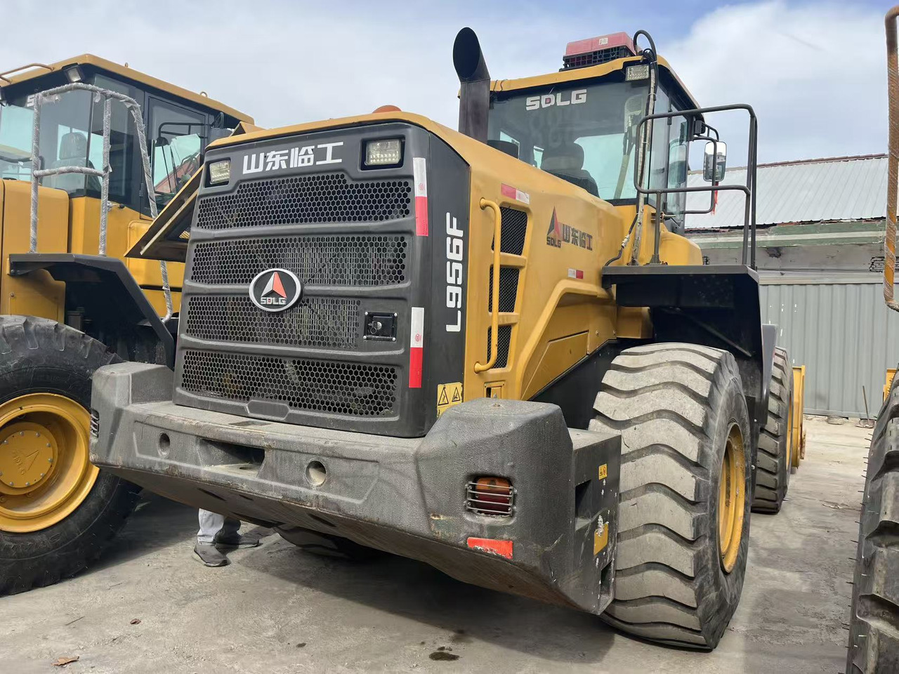 SDLG High Efficiency 3.0m³ Bucket Construction Loader SDLG 956F Wheel Loader Price - Колёсный погрузчик: фото 5 SDLG High Efficiency 3.0m³ Bucket Construction Loader SDLG 956F Wheel Loader Price - Колёсный погрузчик: фото 5