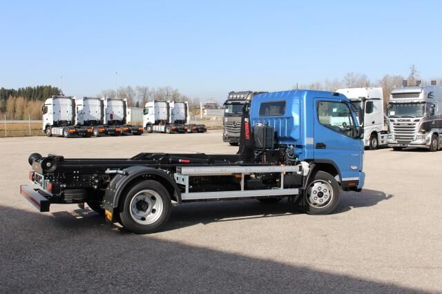 FUSO eCanter 9C18E - Крюковой мультилифт: фото 4 FUSO eCanter 9C18E - Крюковой мультилифт: фото 4