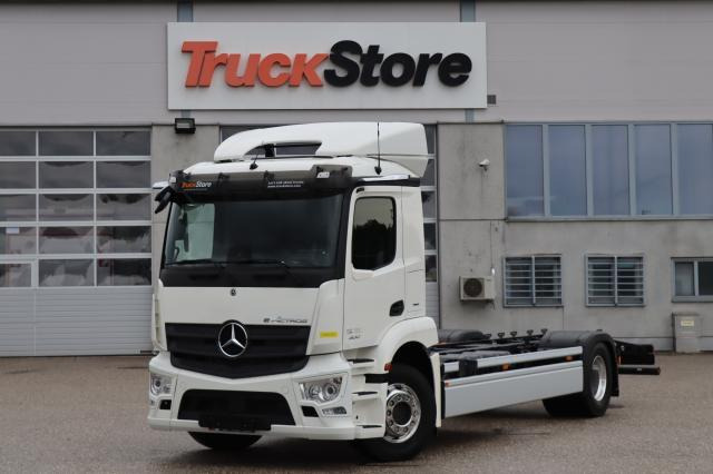 Mercedes-Benz eActros 300 L - Грузовик-шасси: фото 1 Mercedes-Benz eActros 300 L - Грузовик-шасси: фото 1