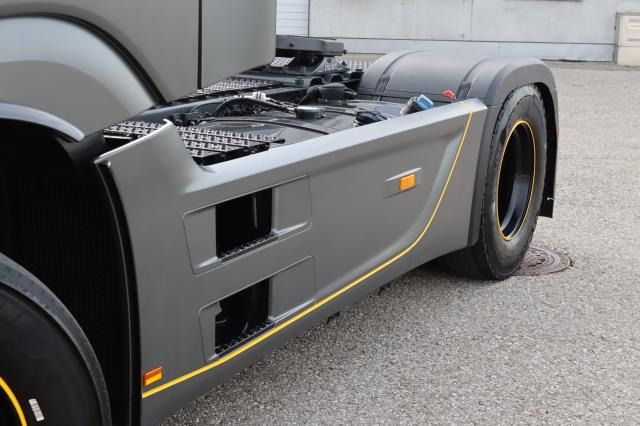 Mercedes-Benz Actros 1853LS EDITION - Тягач: фото 4 Mercedes-Benz Actros 1853LS EDITION - Тягач: фото 4