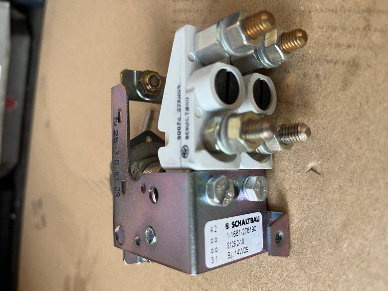 O&K Terex various Lock Actuator 788259 1461746 534-2128 Schaltbau S126 2-10 1-1661-278190 - Запчасти для Экскаваторов: фото 1 O&K Terex various Lock Actuator 788259 1461746 534-2128 Schaltbau S126 2-10 1-1661-278190 - Запчасти для Экскаваторов: фото 1