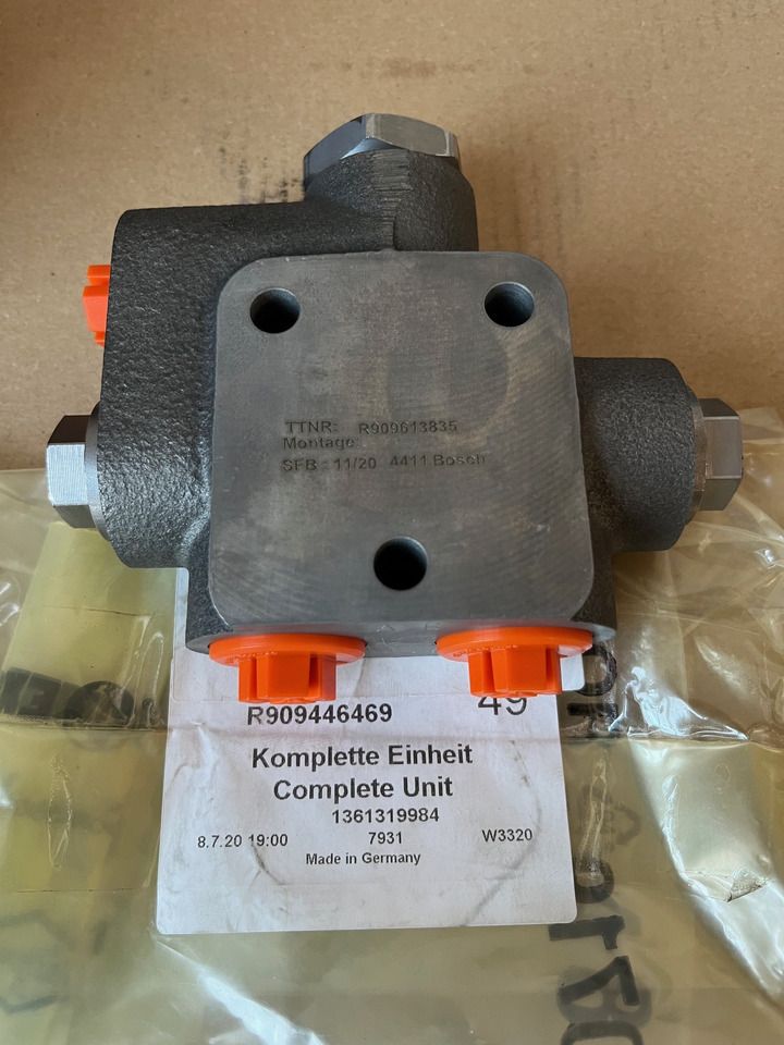 REXROTH R909446469 Flushing & Boost valve - Запчасти для Экскаваторов: фото 2 REXROTH R909446469 Flushing & Boost valve - Запчасти для Экскаваторов: фото 2