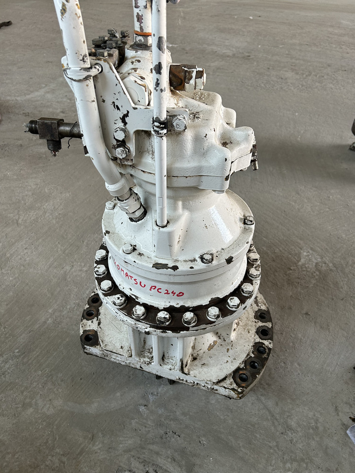 KOMATSU PC240 - Поворотный редуктор для Экскаваторов: фото 2 KOMATSU PC240 - Поворотный редуктор для Экскаваторов: фото 2