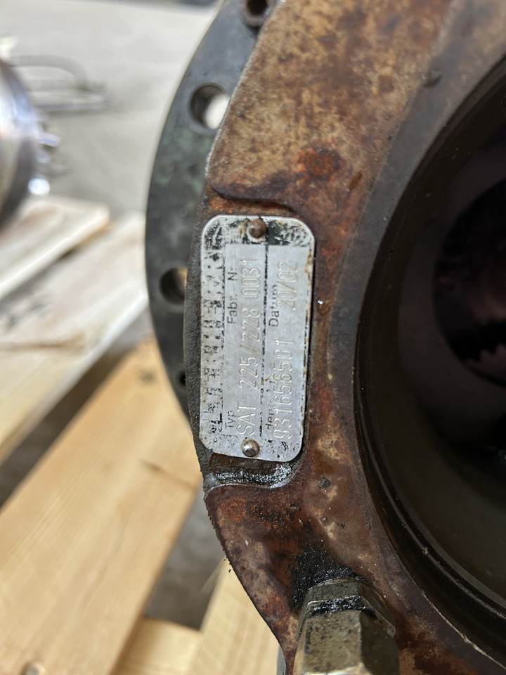 LIEBHERR SAT 225/228 - Поворотный редуктор для Мини-экскаваторов: фото 2 LIEBHERR SAT 225/228 - Поворотный редуктор для Мини-экскаваторов: фото 2