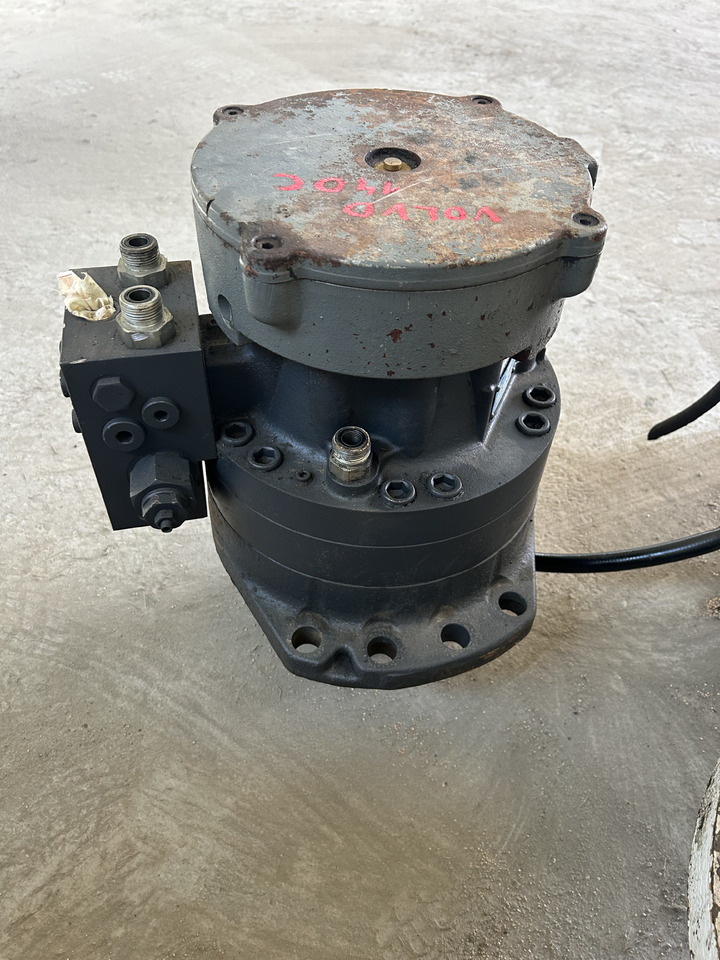 Poclain Hydraulics MSE-11 - Поворотный редуктор для Колёсных экскаваторов: фото 2 Poclain Hydraulics MSE-11 - Поворотный редуктор для Колёсных экскаваторов: фото 2