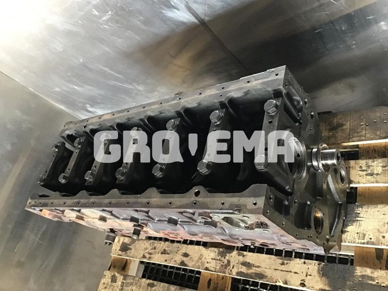 Liebherr A900C / R900C Li / D934S - Блок цилиндров: фото 3 Liebherr A900C / R900C Li / D934S - Блок цилиндров: фото 3